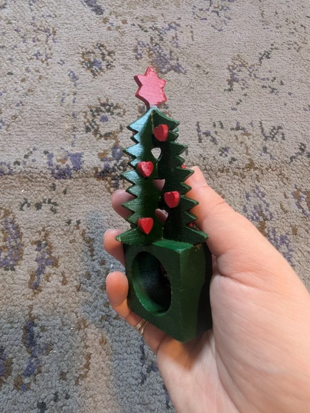 Dept 56 Napkin Ring Holder Christmas Tree Wood Green Red Hearts Holiday Decor
